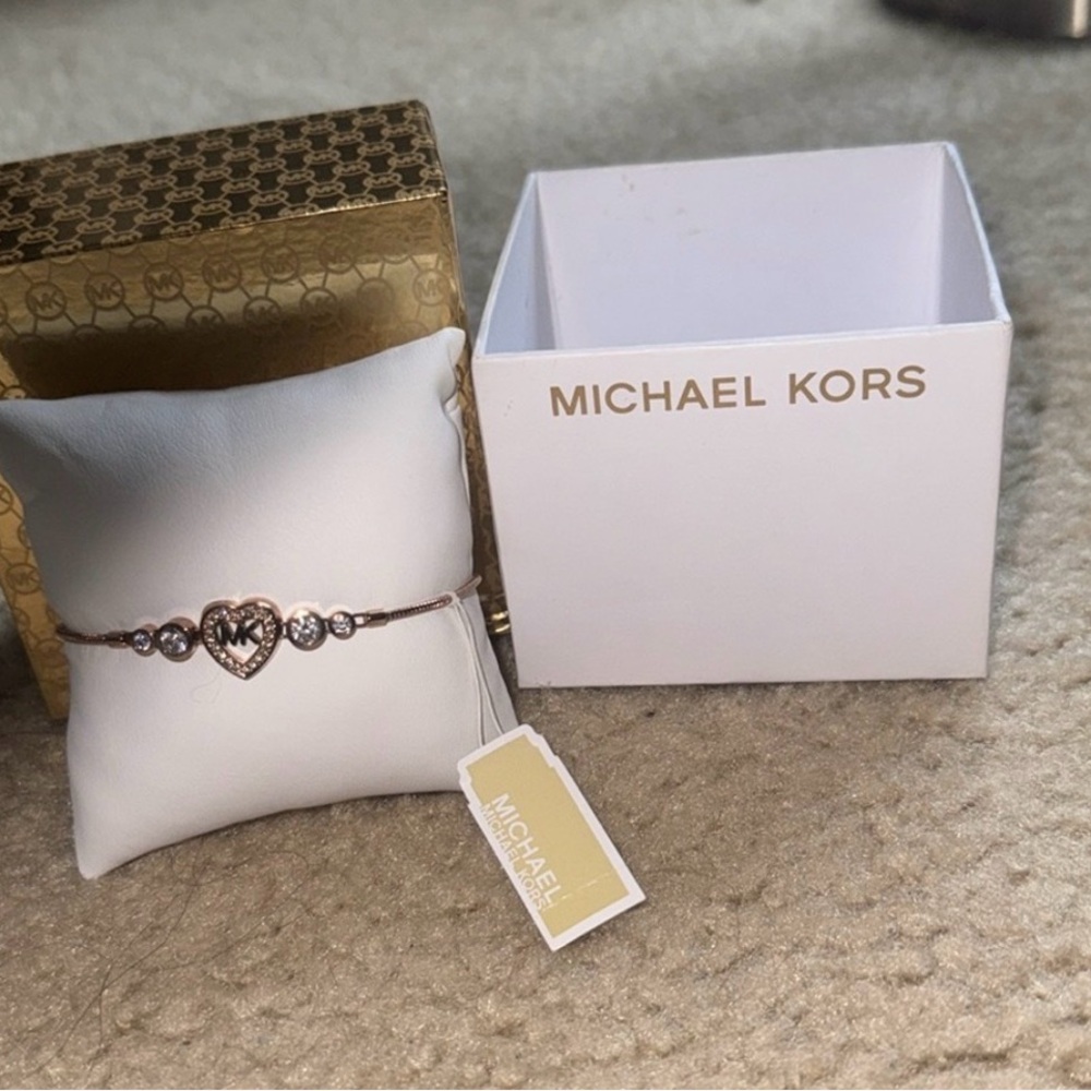 Michael Kors  Gold Heart Bracelet - Picture 4 of 8
